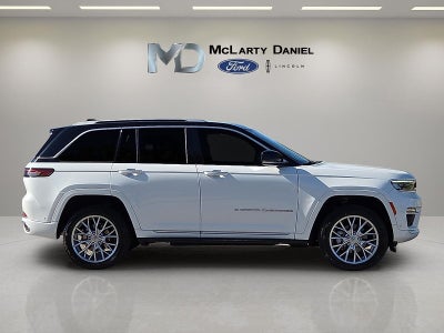 2023 Jeep Grand Cherokee Summit