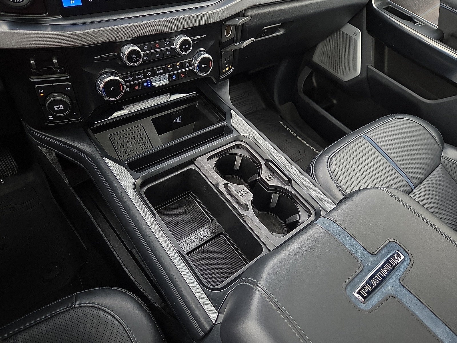 2025 Ford F-250SD Platinum