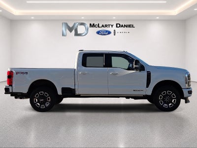 2025 Ford F-250SD Platinum