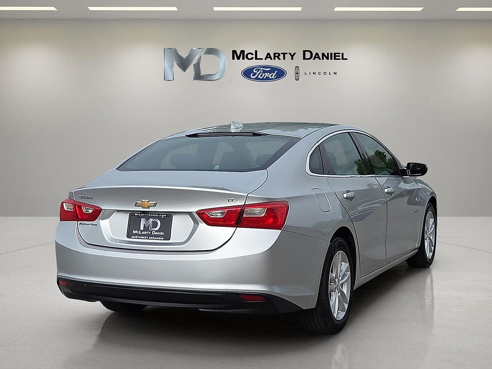 2017 Chevrolet Malibu LT 1LT