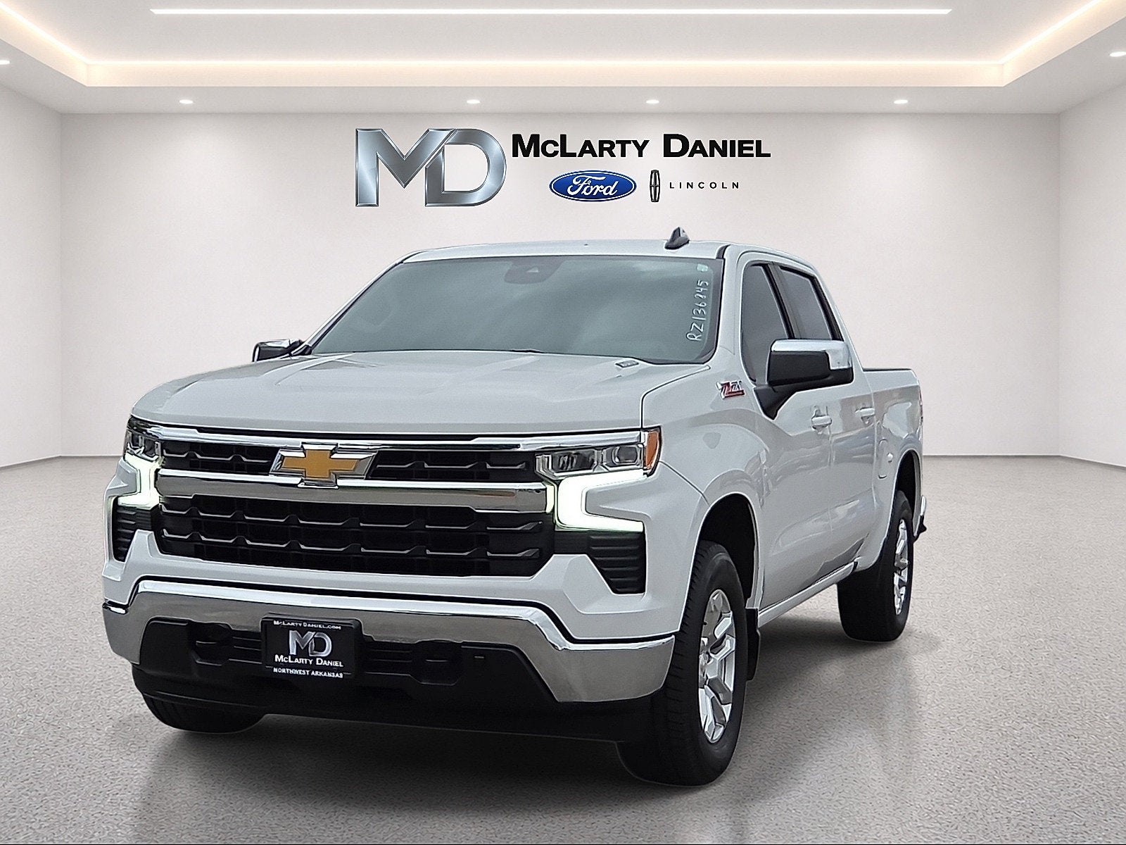 2024 Chevrolet Silverado 1500 LT LT1