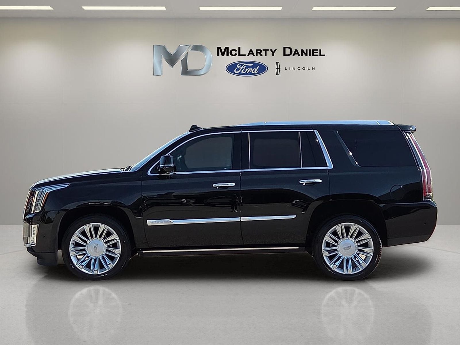 2018 Cadillac Escalade Premium Luxury
