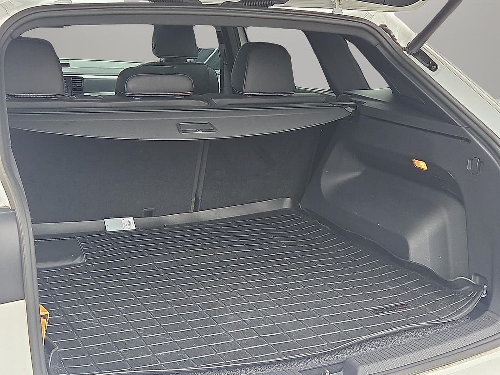 2022 Volkswagen Atlas Cross Sport 3.6L V6 SEL Premium R-Line