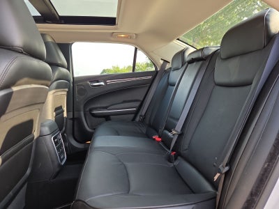 2022 Chrysler 300 Touring