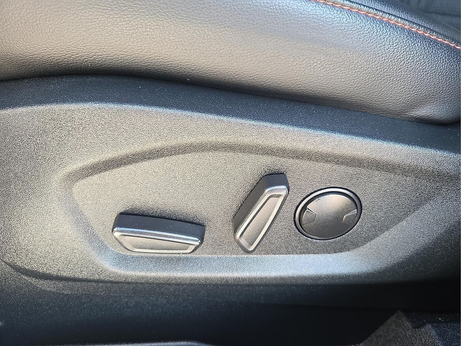 2021 Ford Edge ST Line