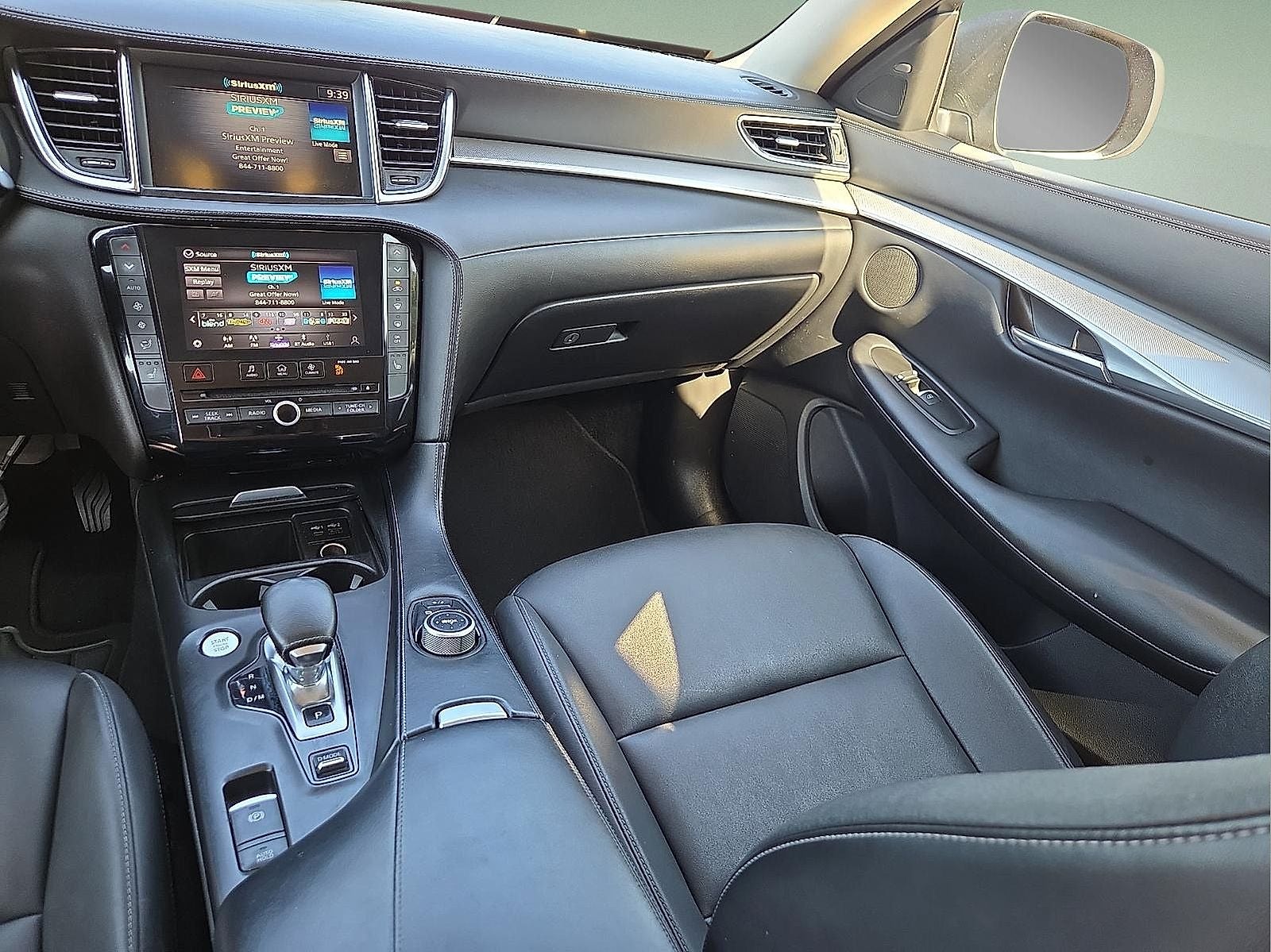 2021 INFINITI QX50 LUXE