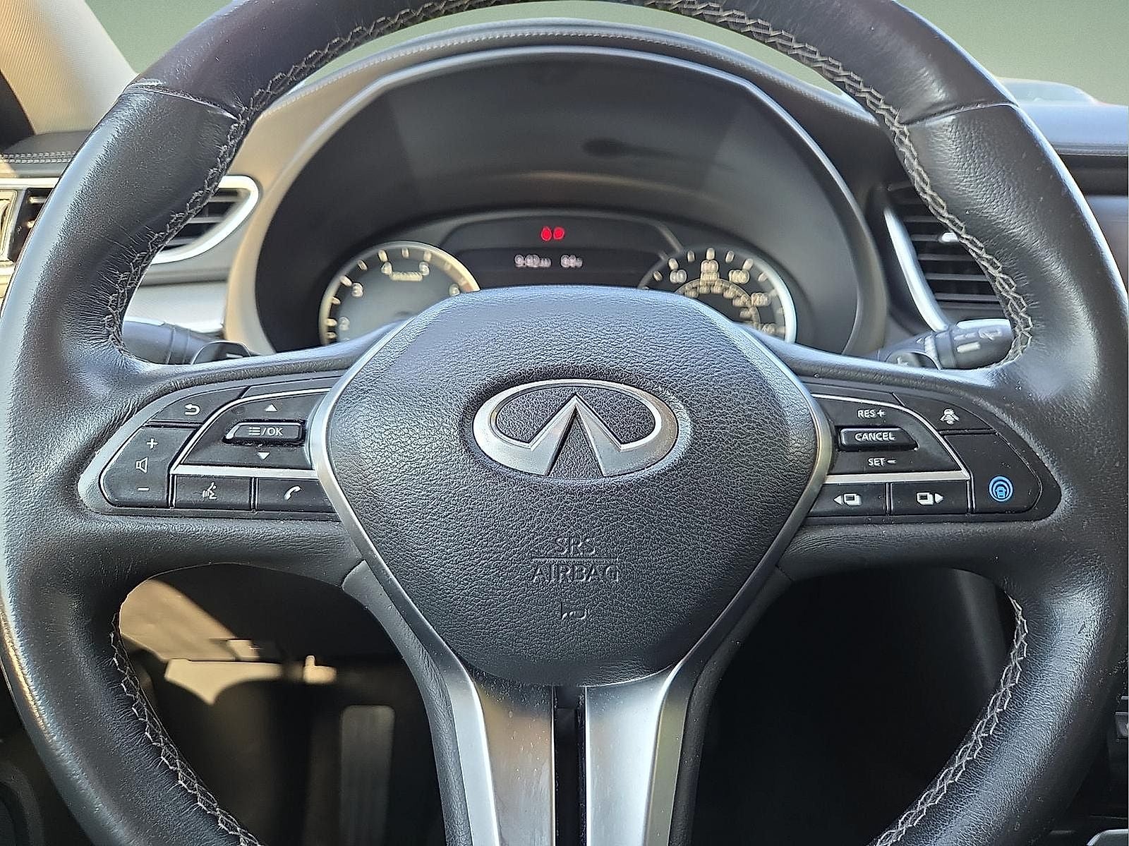 2021 INFINITI QX50 LUXE