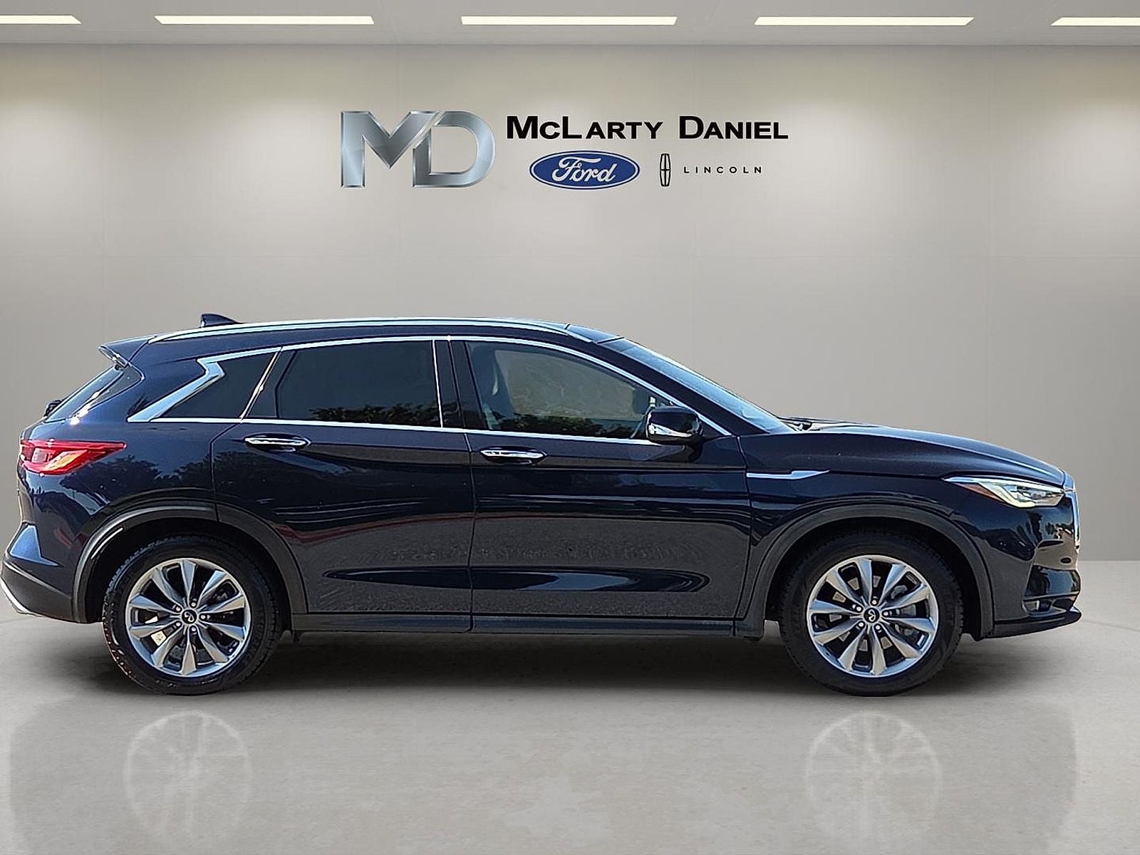 2021 INFINITI QX50 LUXE
