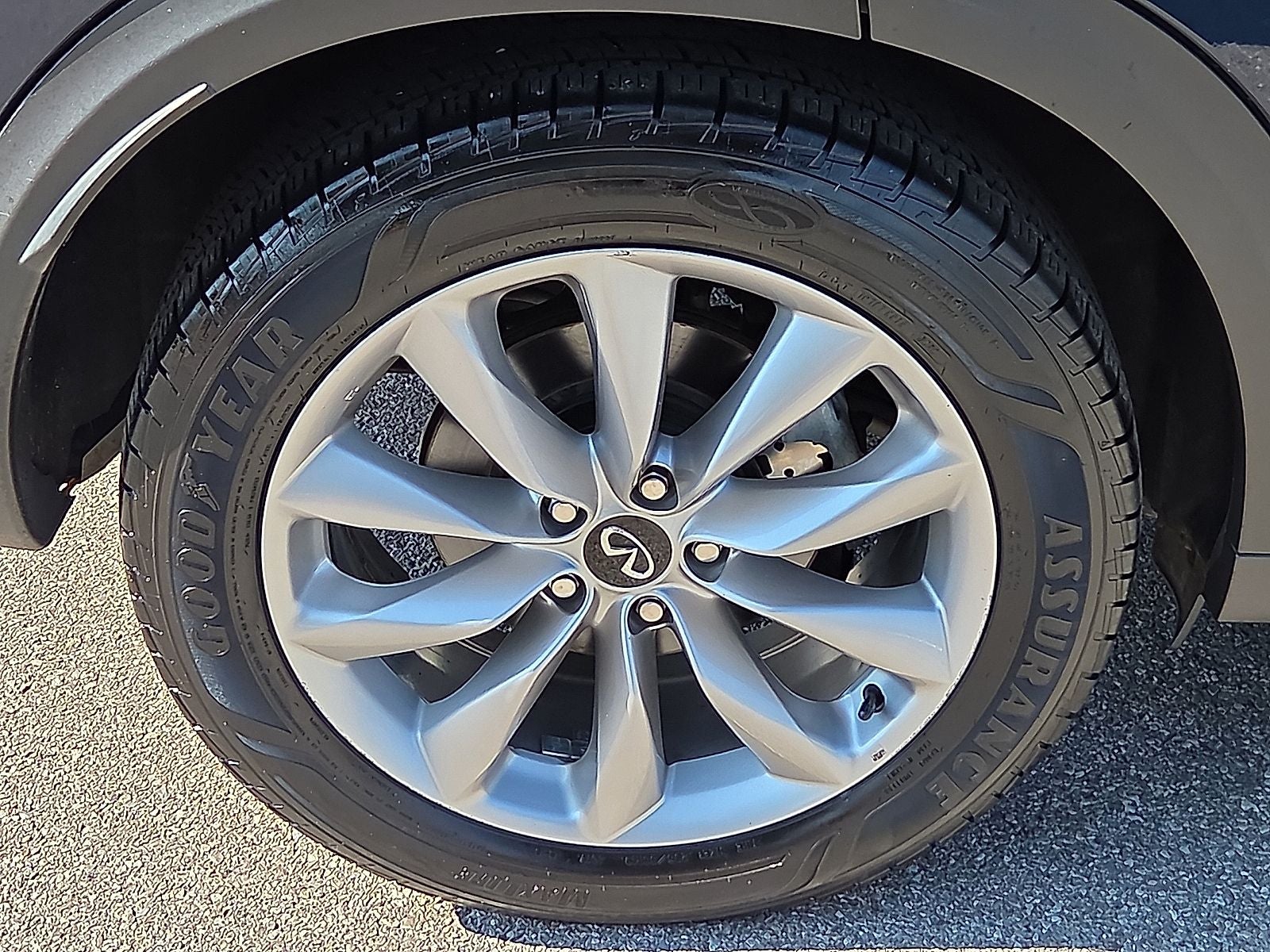 2021 INFINITI QX50 LUXE