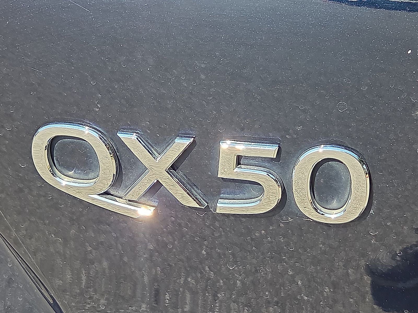2021 INFINITI QX50 LUXE