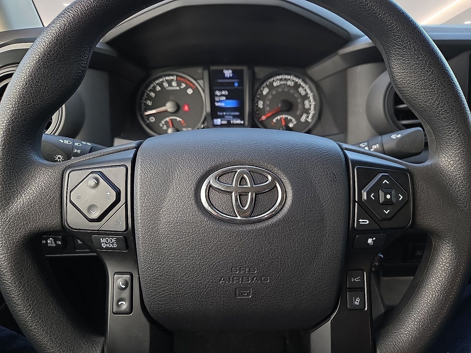 2022 Toyota Tacoma SR V6