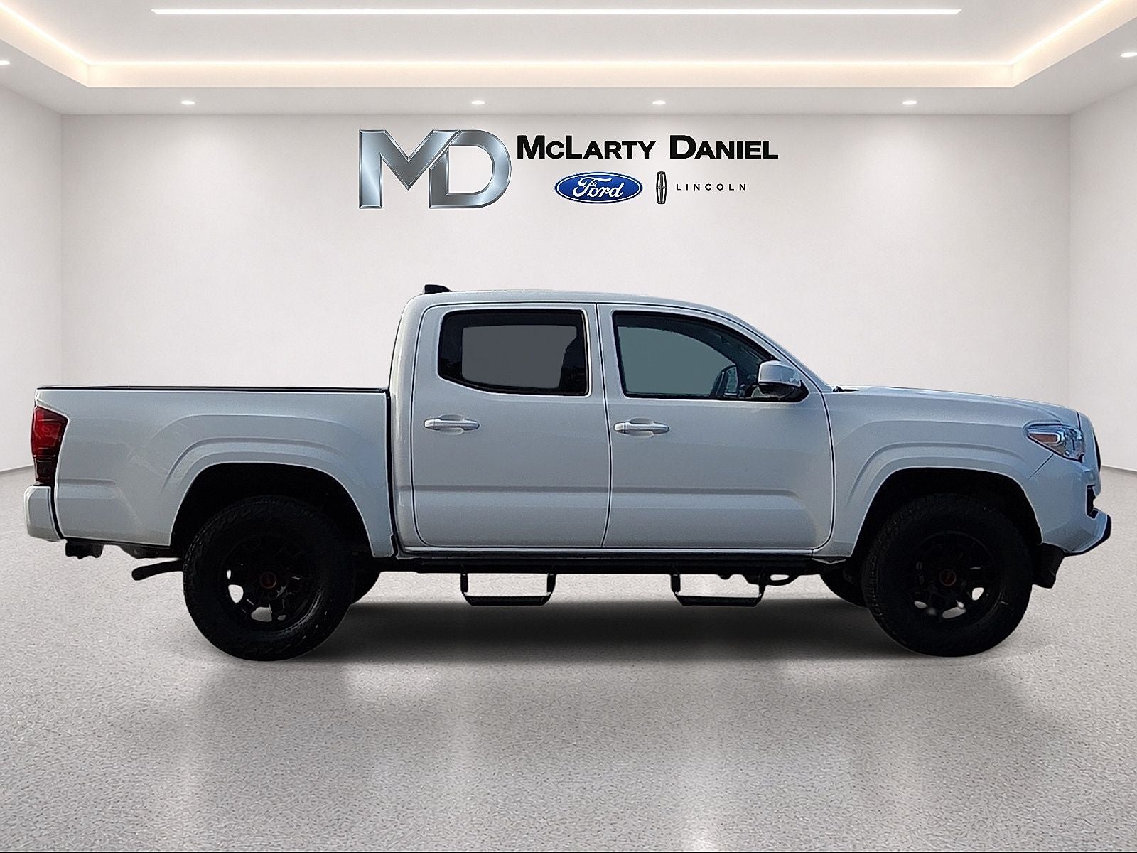 2022 Toyota Tacoma SR V6