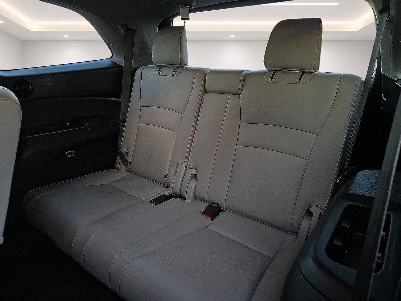 2017 Honda Pilot EX-L w/Rear Entertainment System