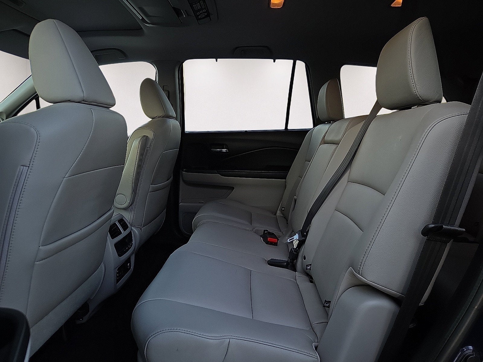 2017 Honda Pilot EX-L w/Rear Entertainment System