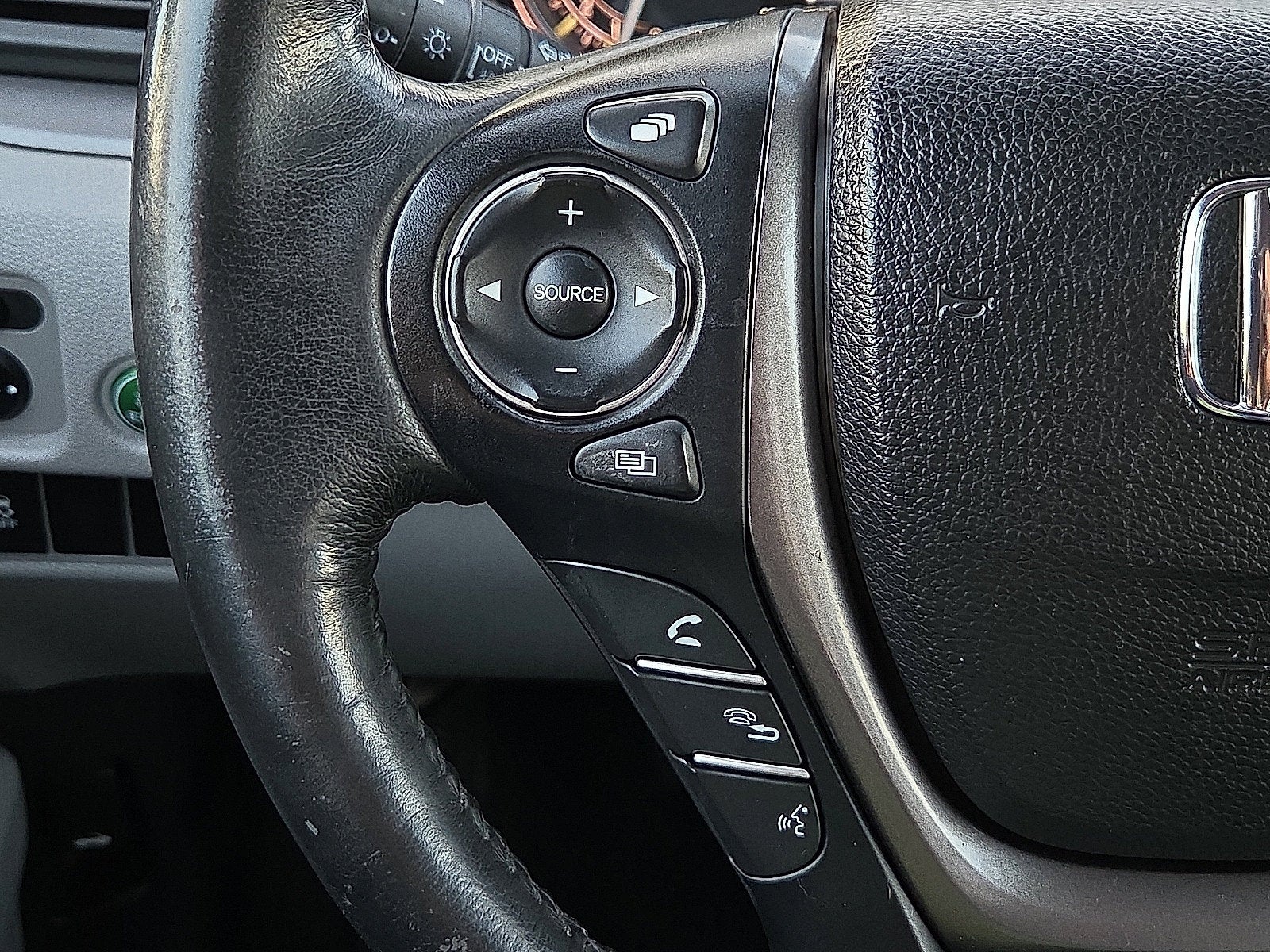 2017 Honda Pilot EX-L w/Rear Entertainment System