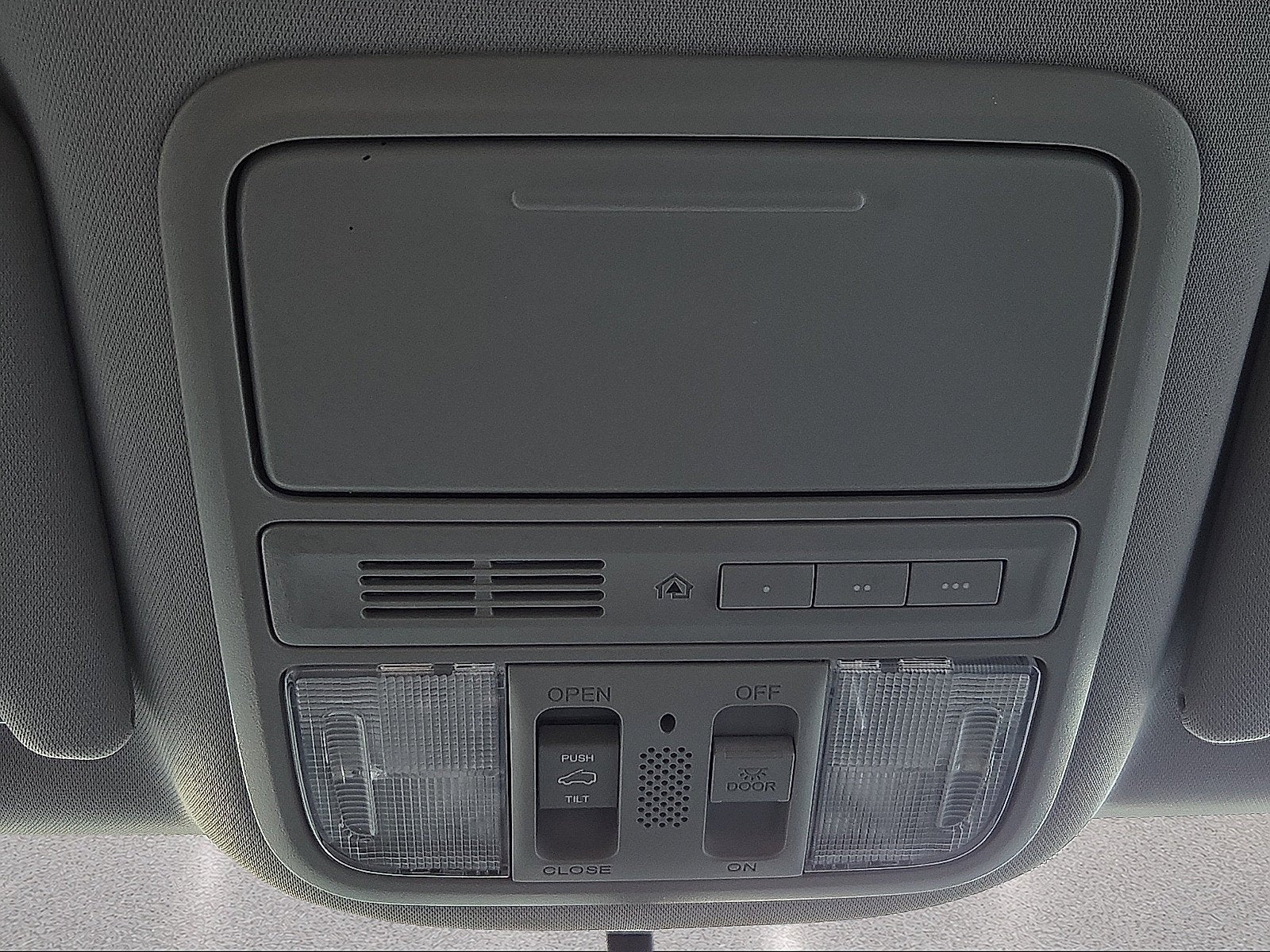 2017 Honda Pilot EX-L w/Rear Entertainment System