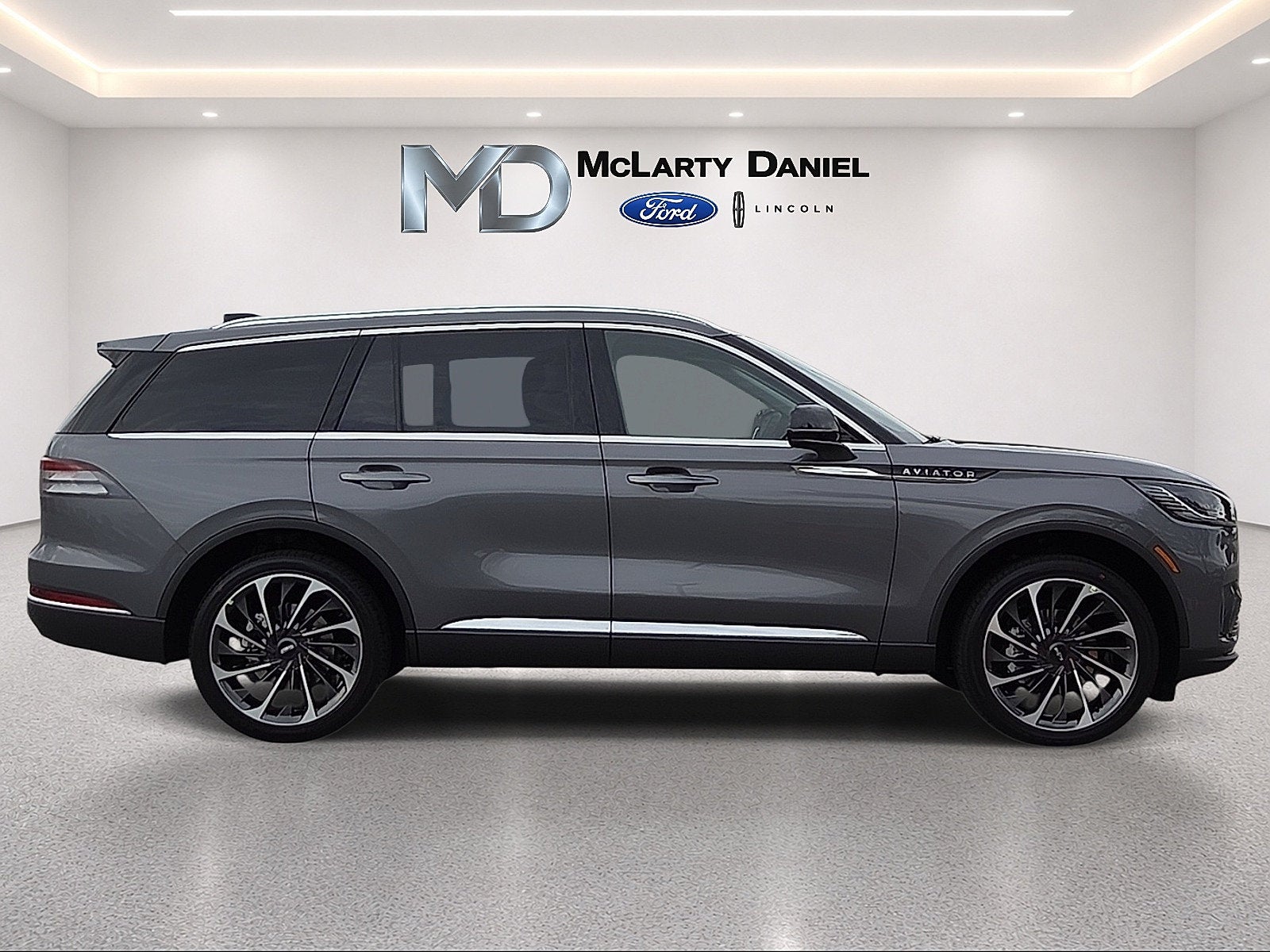 2027 Lincoln Aviator Reserve Premium