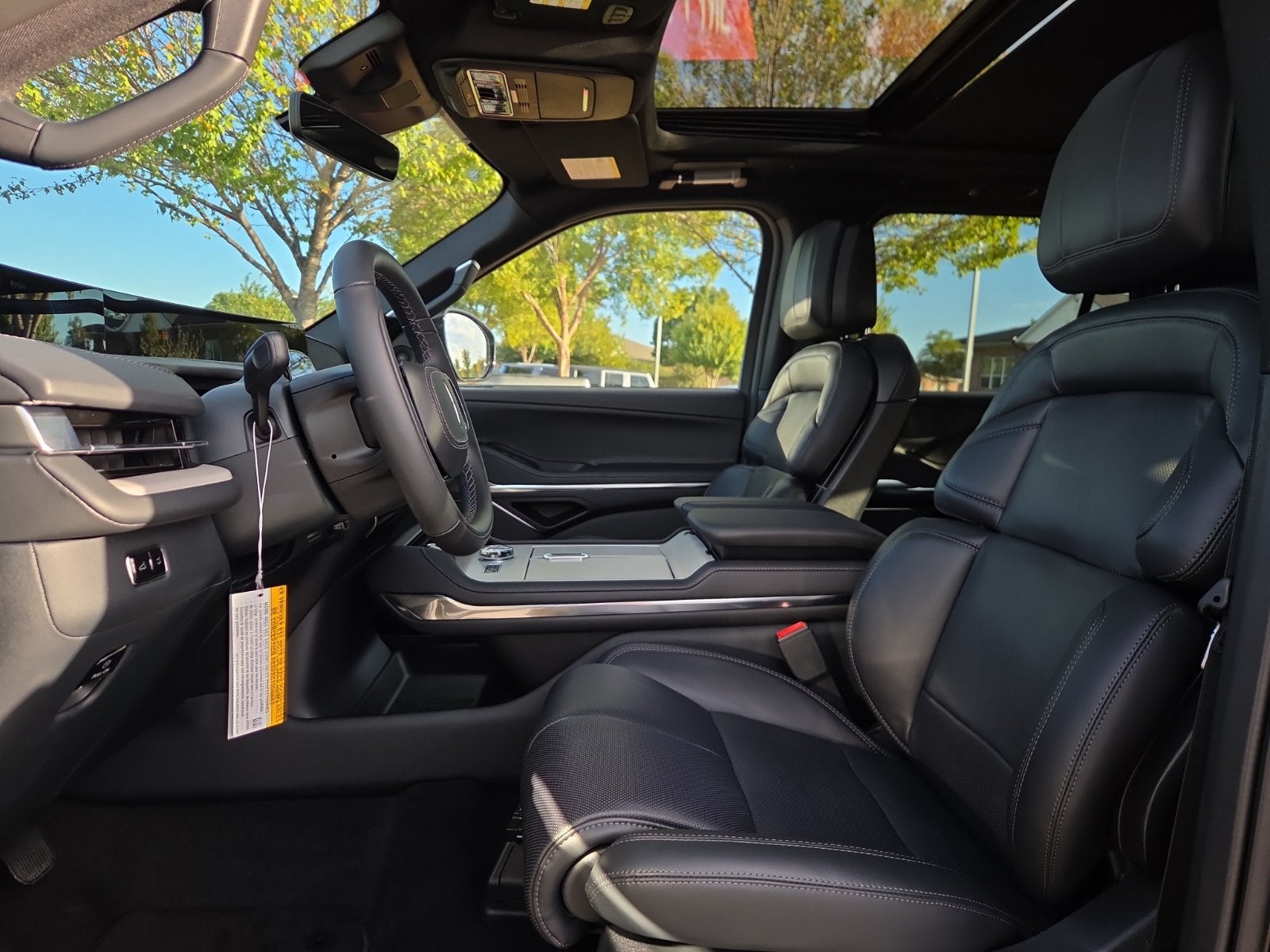 2027 Lincoln Navigator Reserve