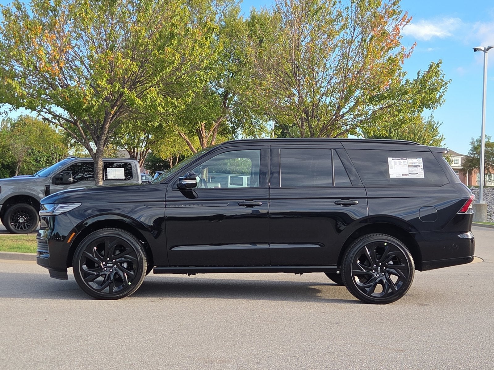 2027 Lincoln Navigator Reserve