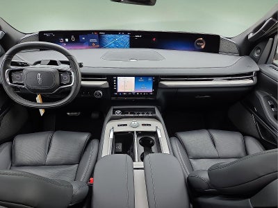 2027 Lincoln Navigator Reserve