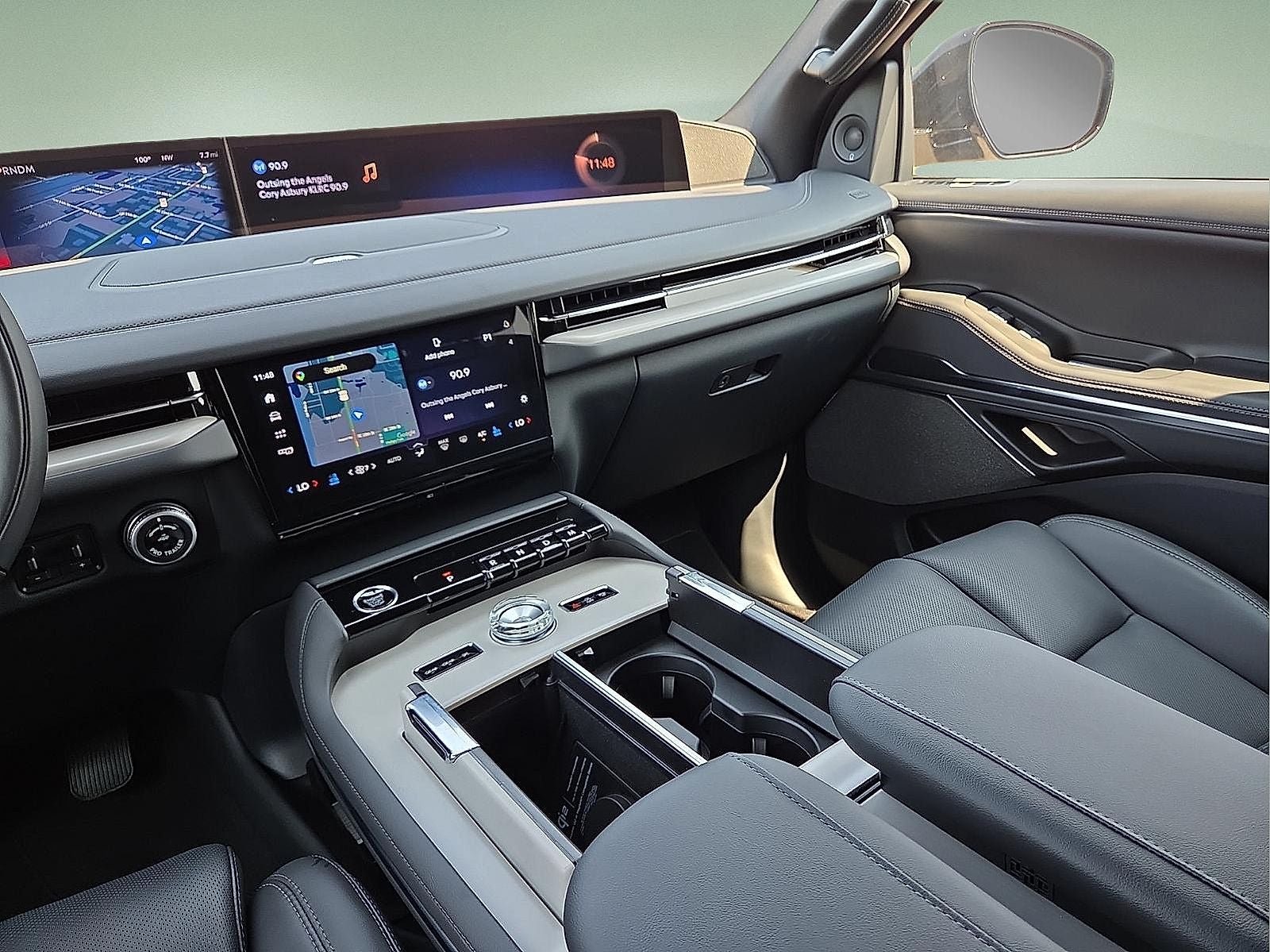 2027 Lincoln Navigator Reserve
