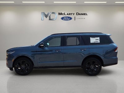 2027 Lincoln Navigator Reserve