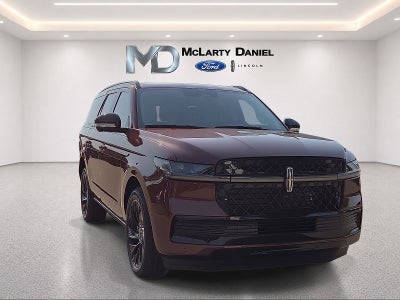2027 Lincoln Navigator Reserve