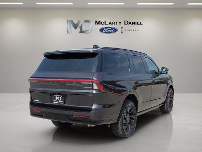 2027 Lincoln Navigator Reserve