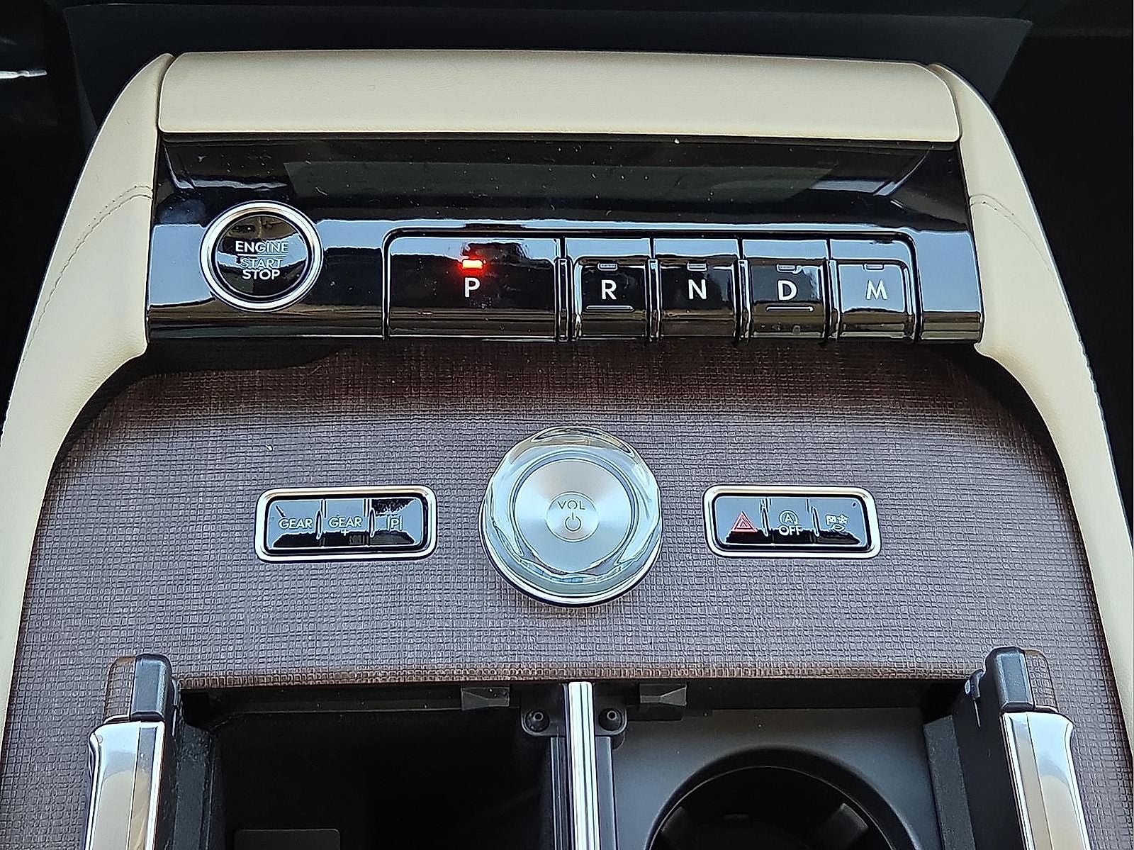 2027 Lincoln Navigator Reserve