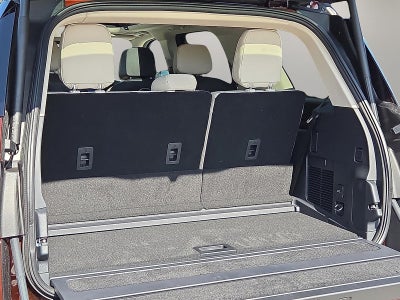 2027 Lincoln Navigator Reserve