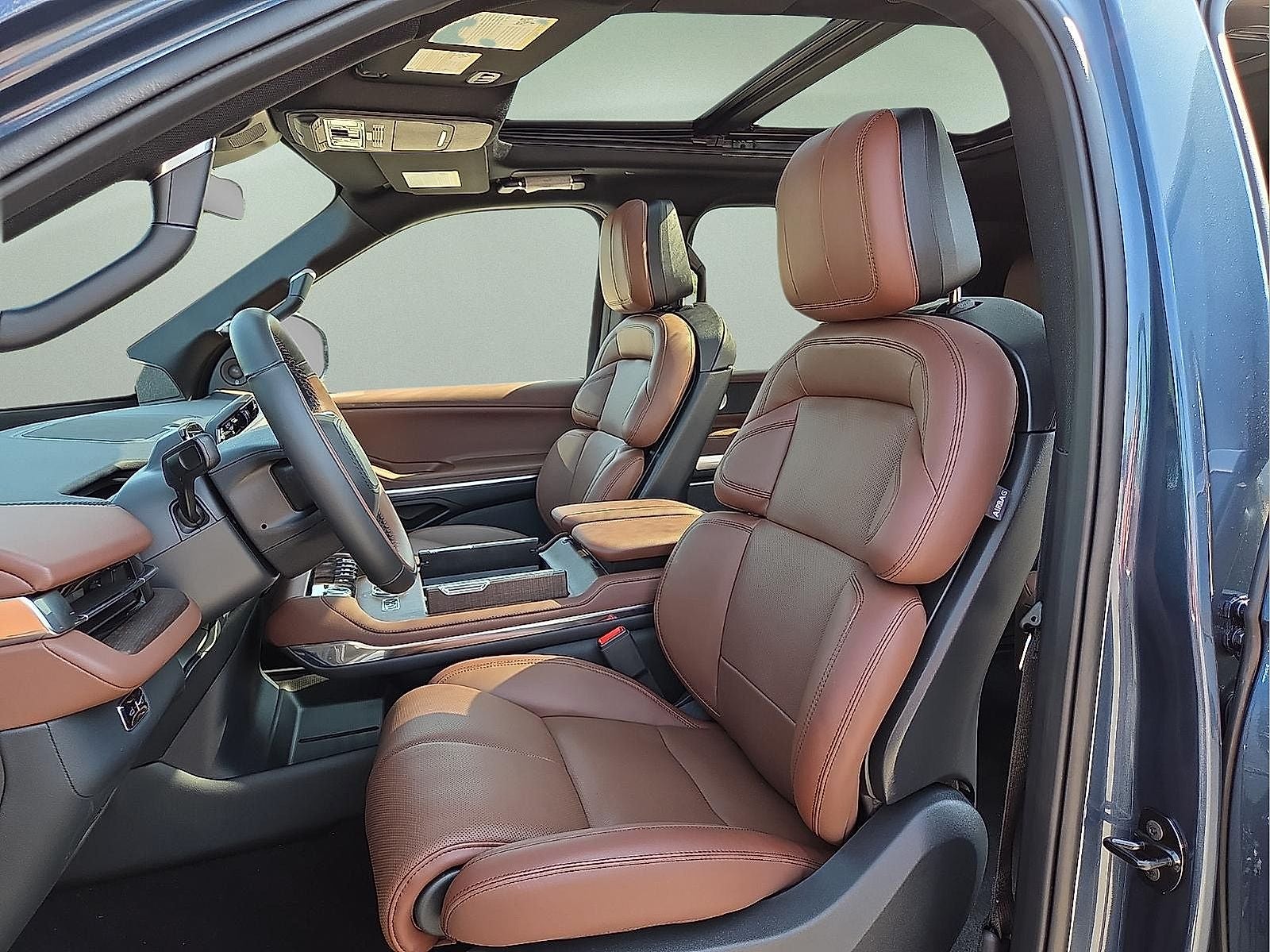 2027 Lincoln Navigator Reserve