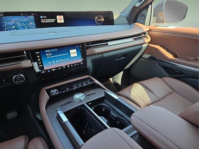 2027 Lincoln Navigator Reserve