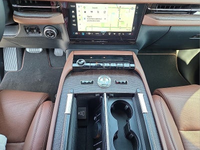 2027 Lincoln Navigator Reserve