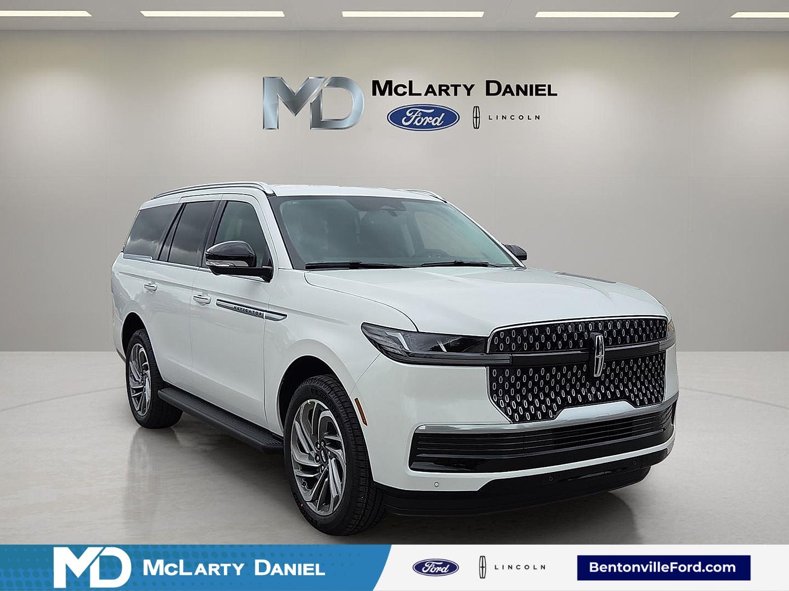 2026 Lincoln Navigator Premiere AWD's photo
