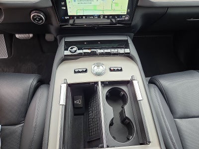 2026 Lincoln Navigator Premiere