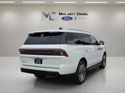 2026 Lincoln Navigator Premiere
