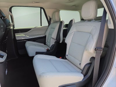 2026 Lincoln Navigator Premiere