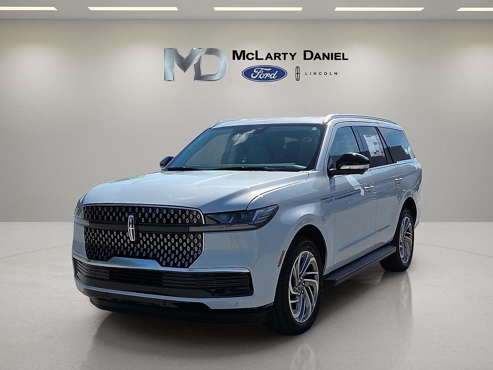 2026 Lincoln Navigator Premiere