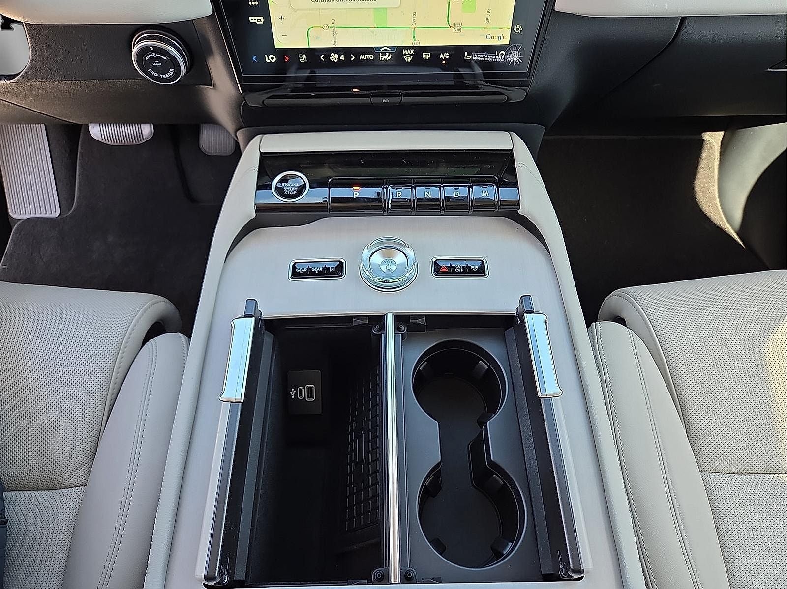 2026 Lincoln Navigator Premiere