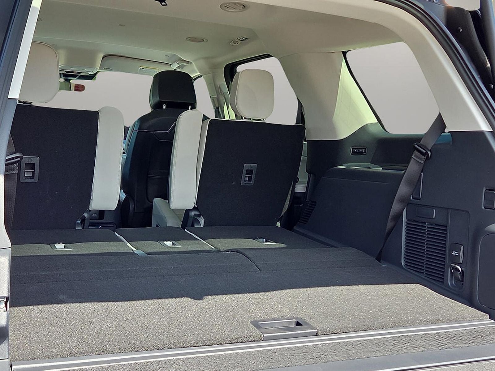 2026 Lincoln Navigator Premiere