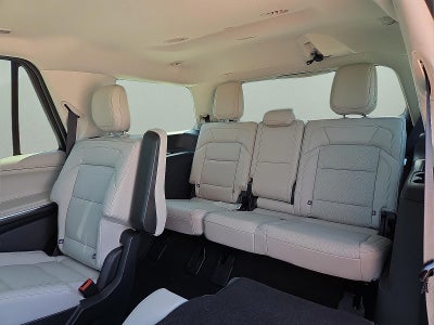 2026 Lincoln Navigator Premiere