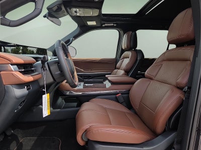 2027 Lincoln Navigator L Reserve