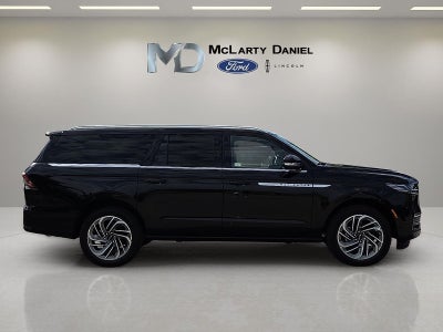 2025 Lincoln Navigator L Reserve