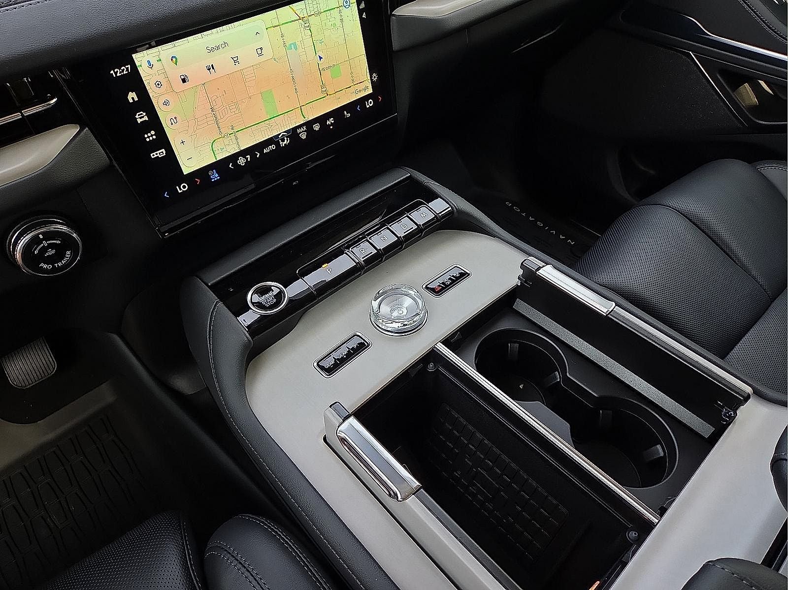 2025 Lincoln Navigator L Reserve