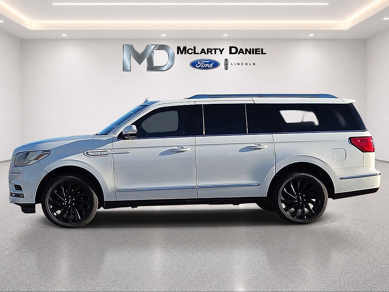 2021 Lincoln Navigator L Reserve