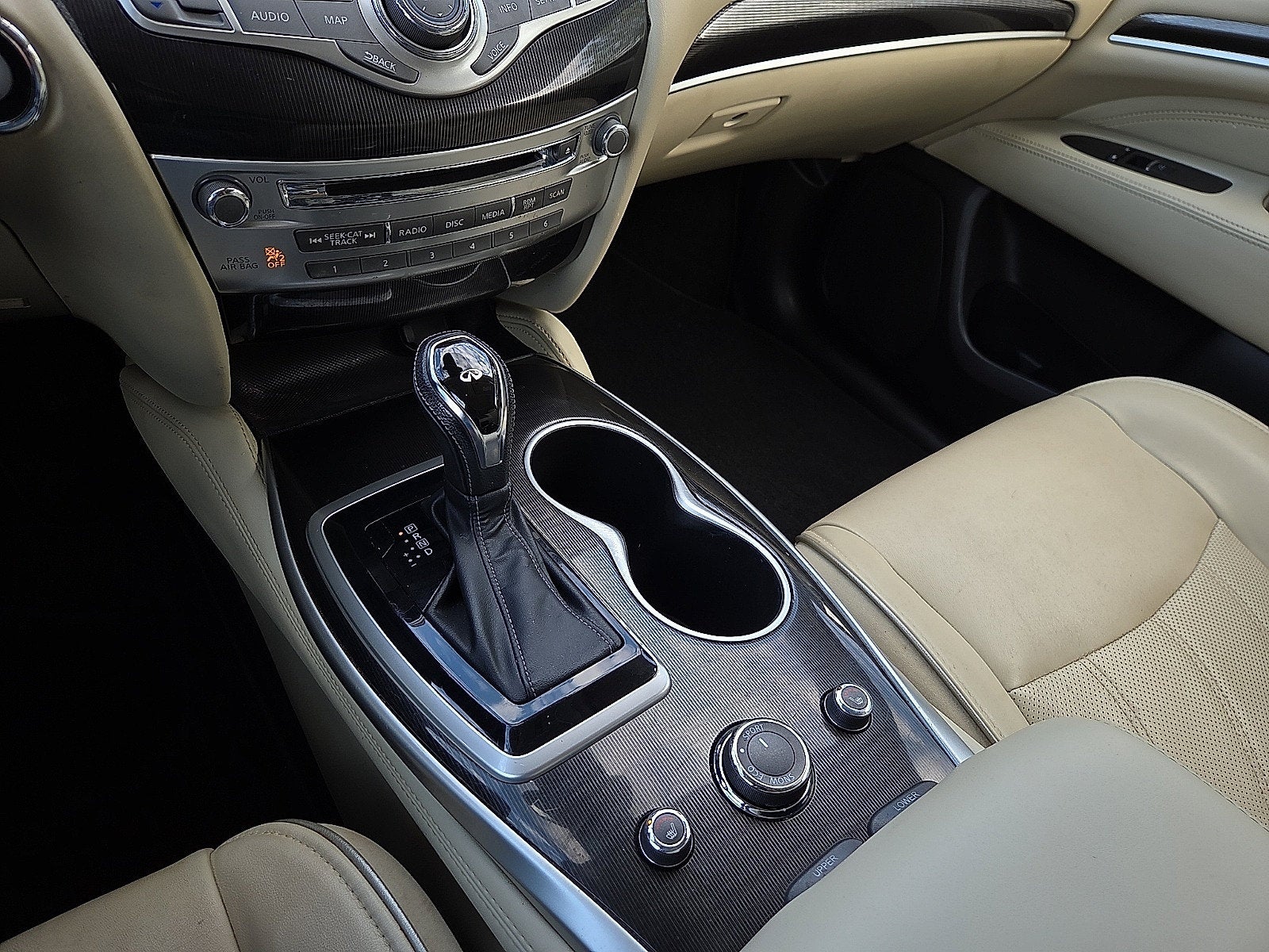 2017 INFINITI QX60 Base