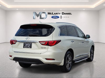 2017 INFINITI QX60 Base