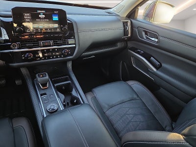2024 Nissan Pathfinder Platinum