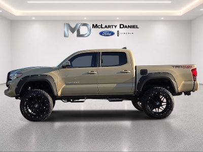 2017 Toyota Tacoma TRD Sport