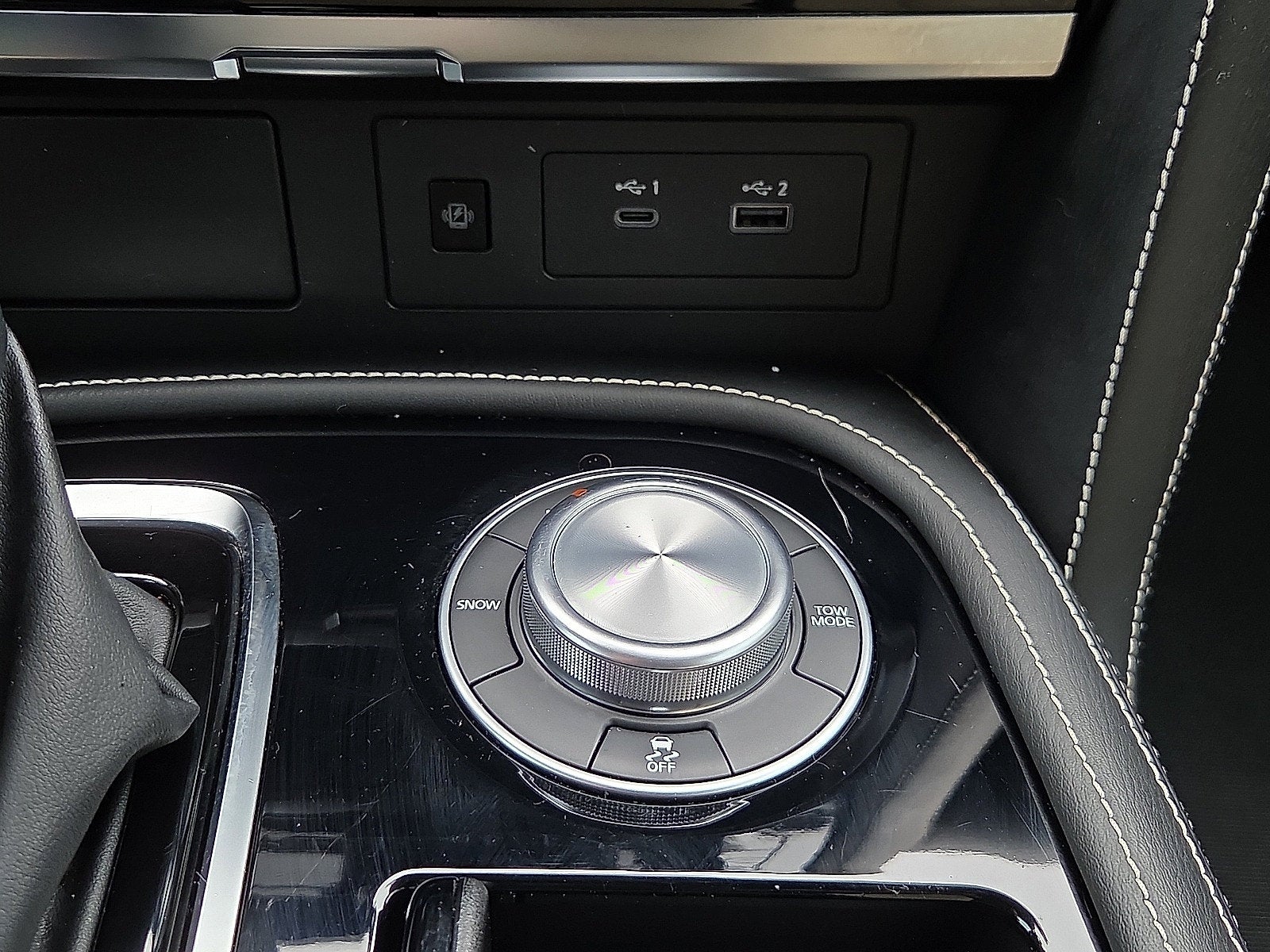 2022 INFINITI QX80 Premium Select